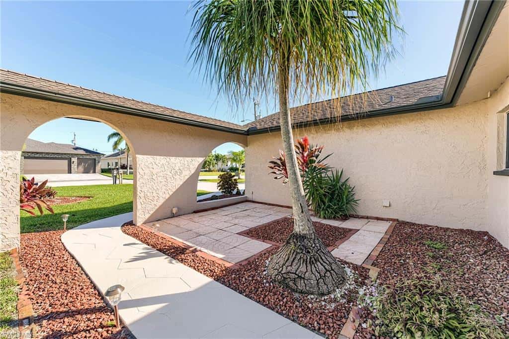 1506 52nd Ln, Cape Coral, photo 9