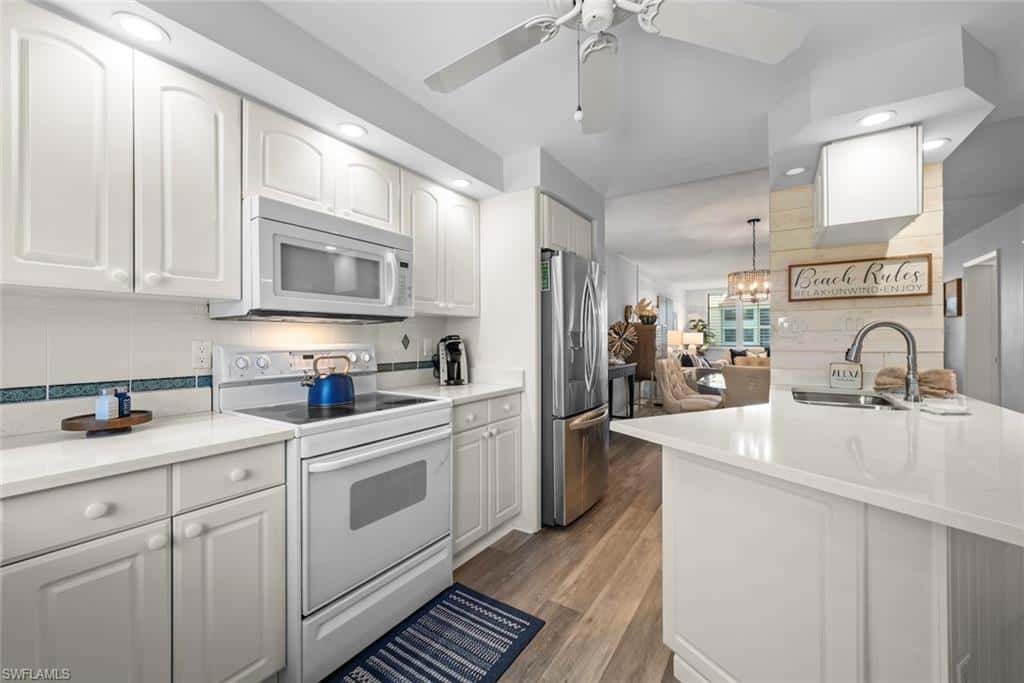 979 Gulf Dr #282, Sanibel, photo 9