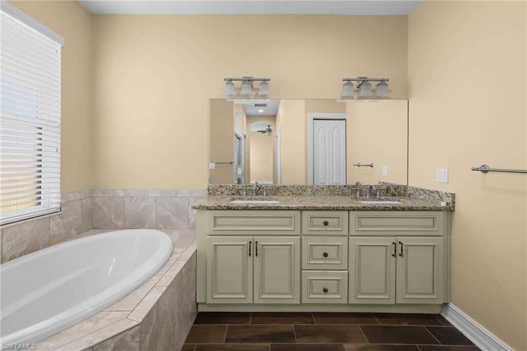4609 Santiago Ln, Bonita Springs, photo 20