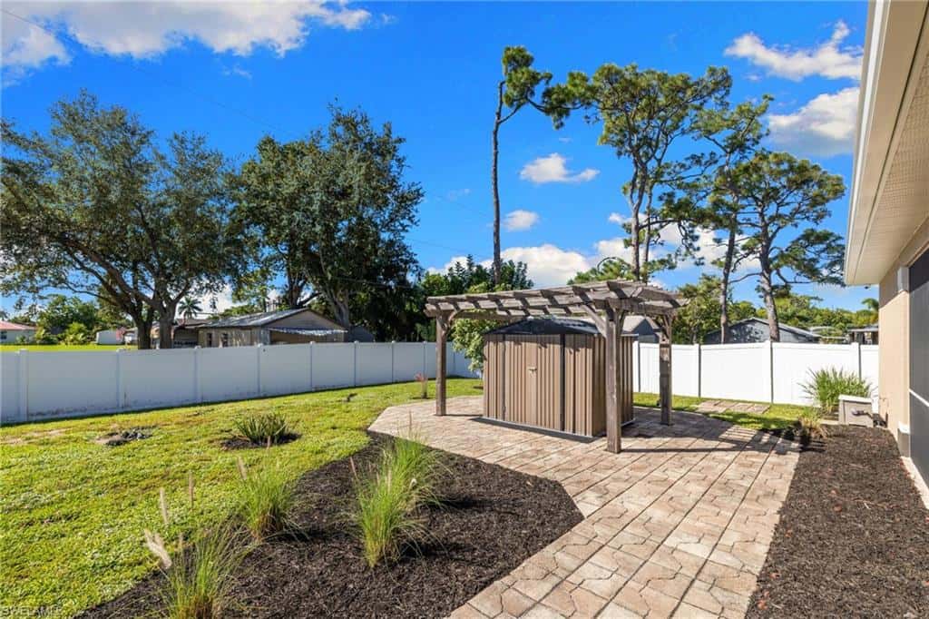 4609 Santiago Ln, Bonita Springs, photo 29