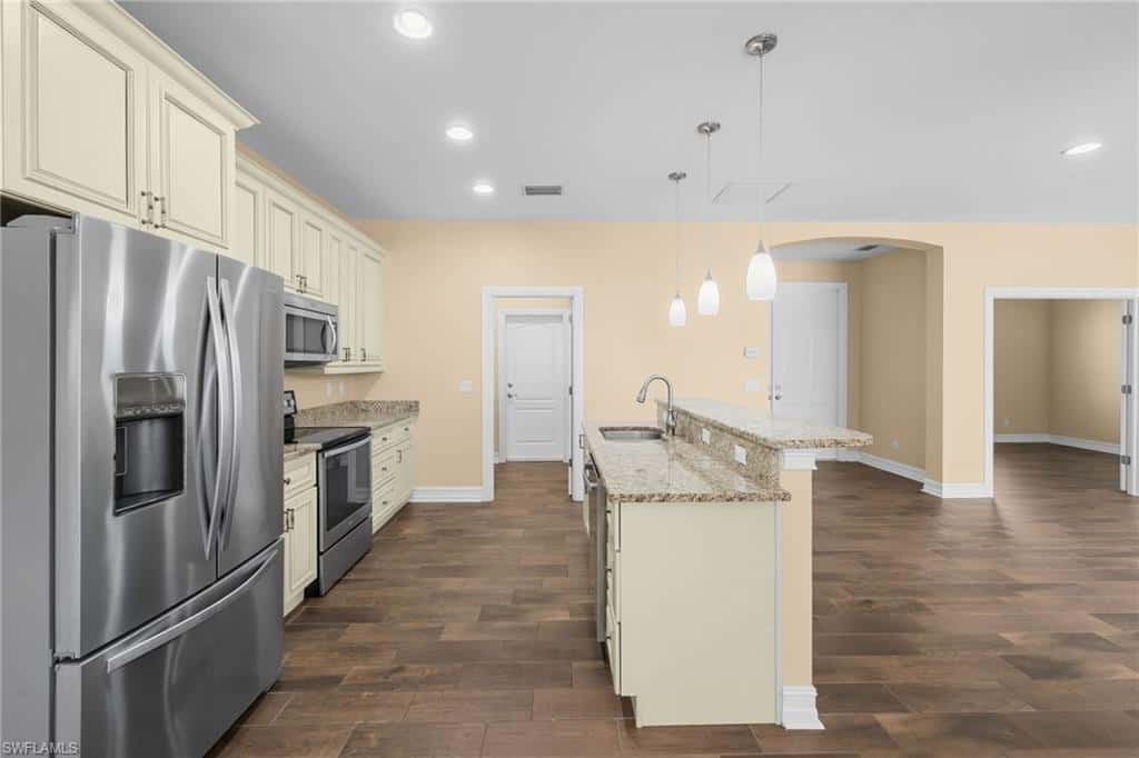4609 Santiago Ln, Bonita Springs, photo 8