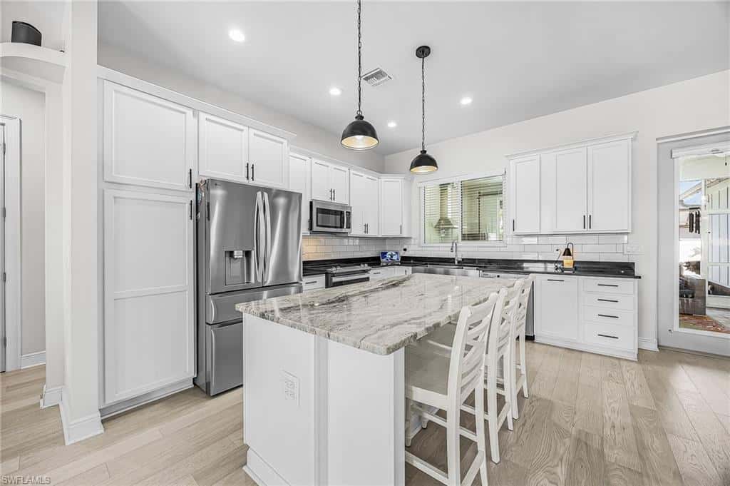 1305 10th Ter, Cape Coral, photo 6