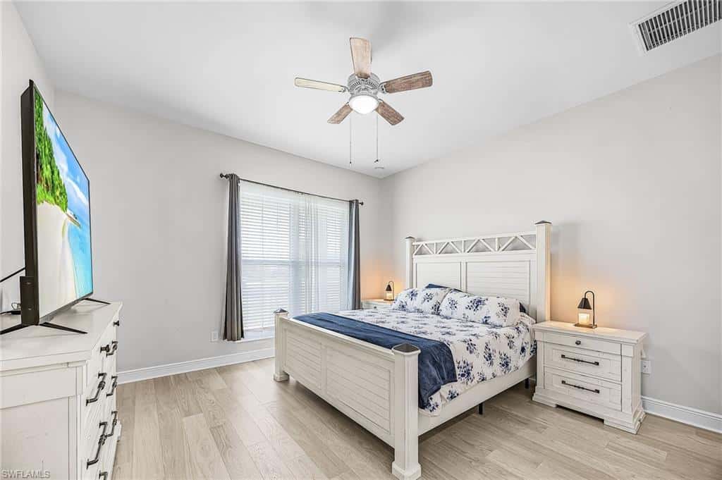 1305 10th Ter, Cape Coral, photo 9