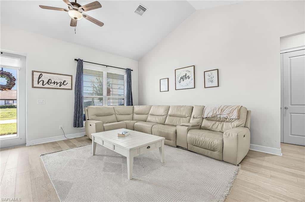 1305 10th Ter, Cape Coral, photo 8