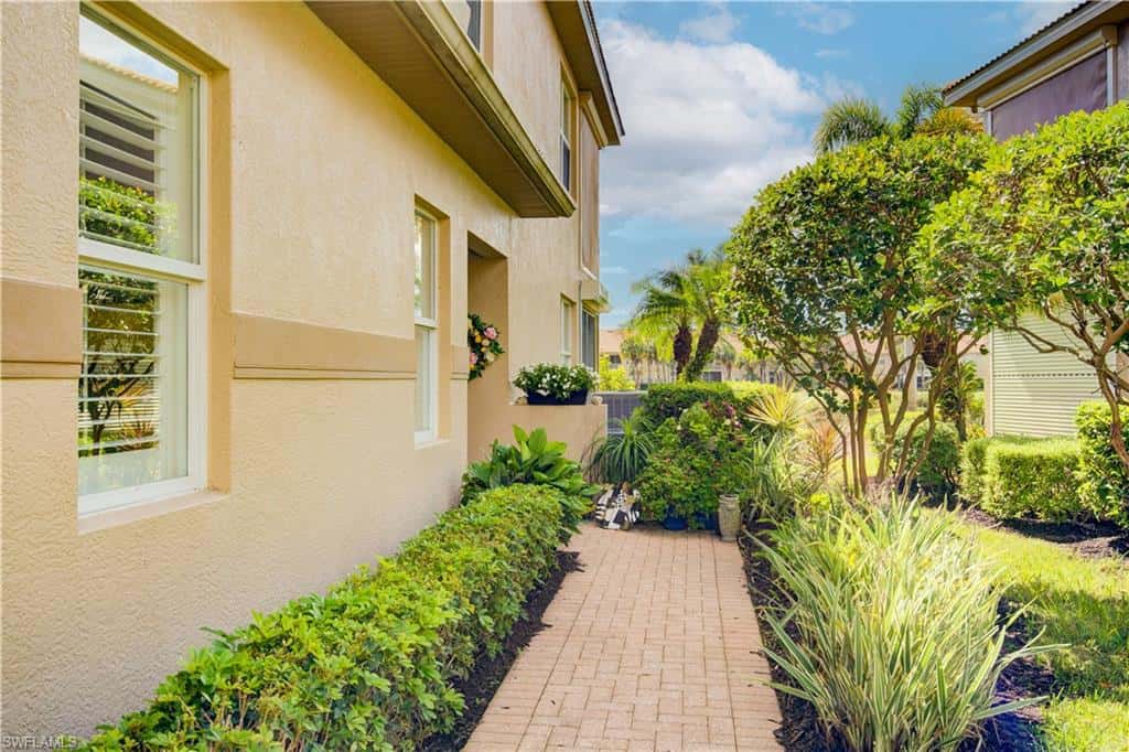 3920 Forest Glen Blvd #102, Naples, photo 37