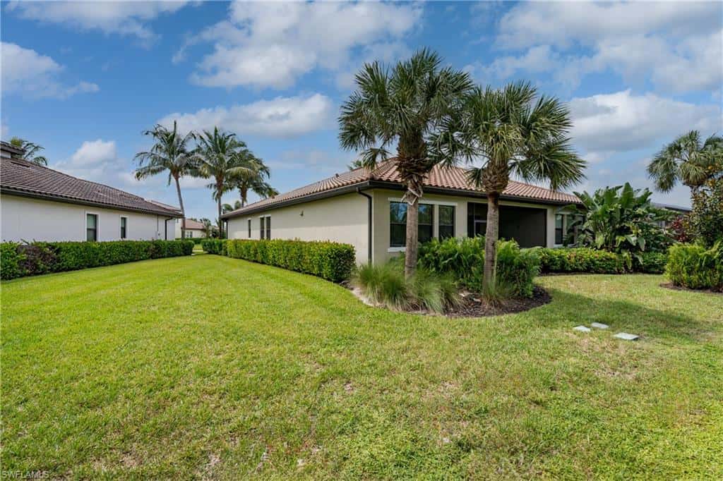 4664 Abaca Cir, Naples, photo 35