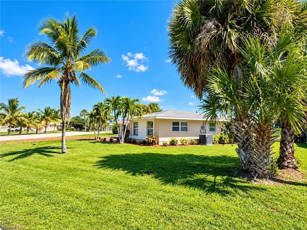 5301 Bayview Ct, Cape Coral, photo 34