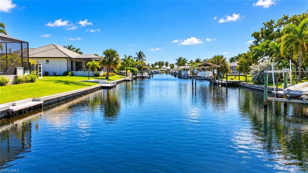 5301 Bayview Ct, Cape Coral, photo 39