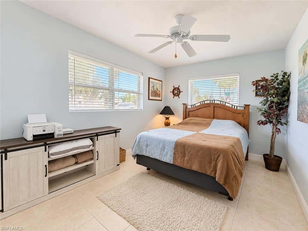 5301 Bayview Ct, Cape Coral, photo 21