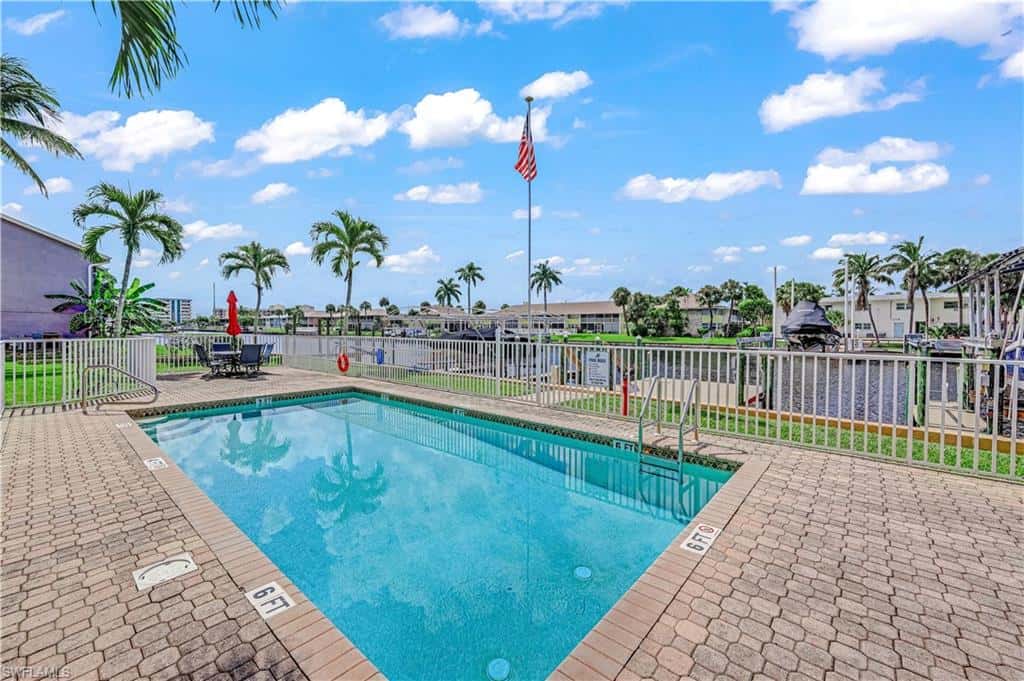 4610 5th Pl #201, Cape Coral, photo 35