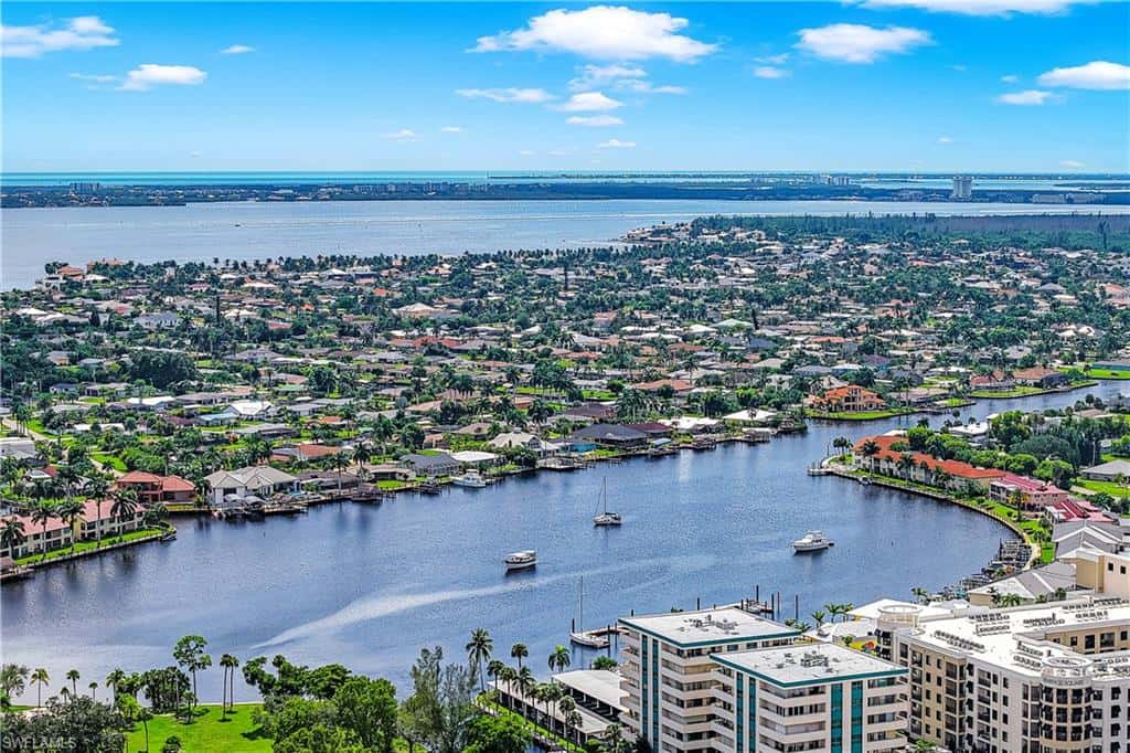 4610 5th Pl #201, Cape Coral, photo 4