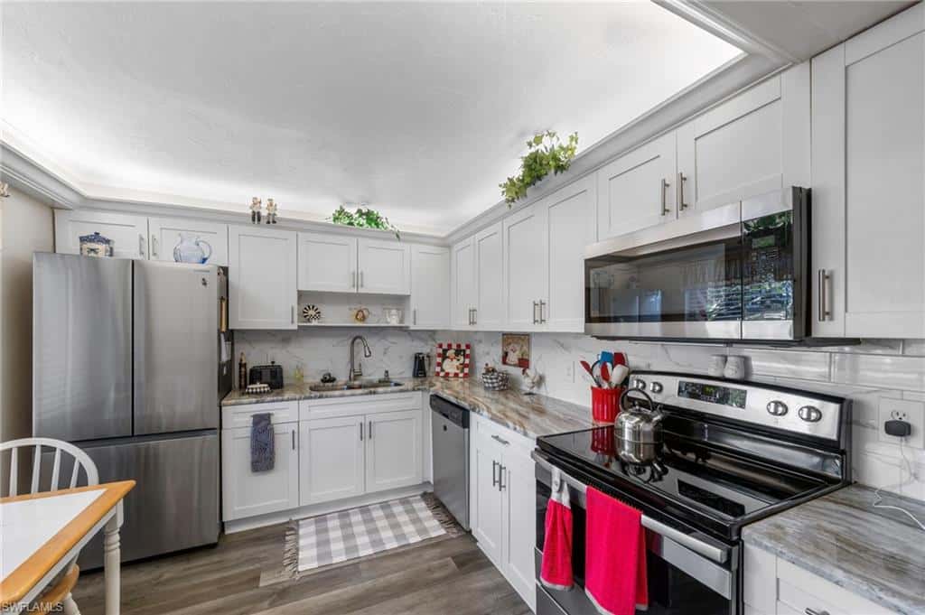760 Teryl Rd #1, Naples, photo 5