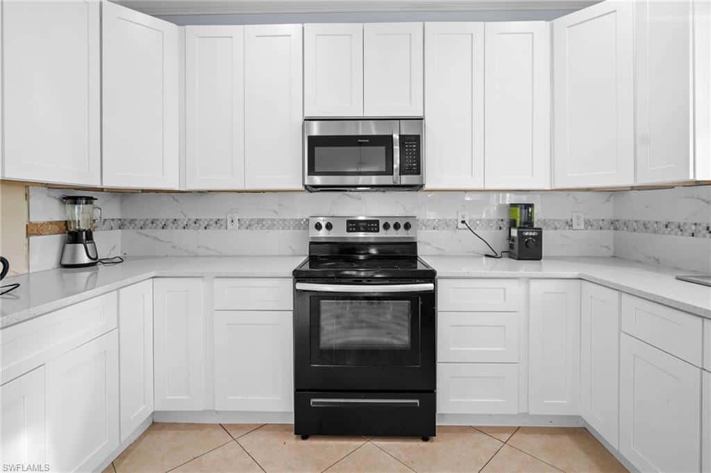 13020 Lake Meadow Dr, Fort Myers, photo 4