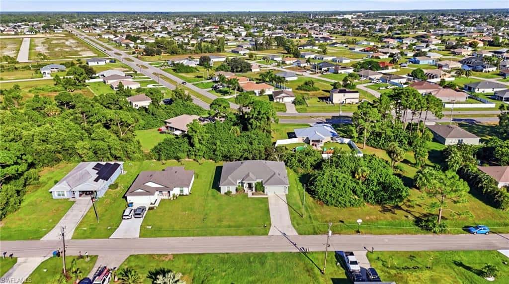 4025 10th Pl, Cape Coral, photo 43