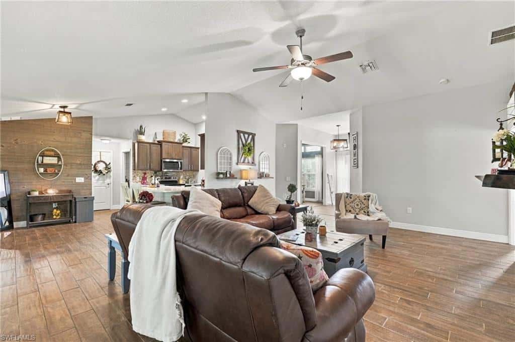 4025 10th Pl, Cape Coral, photo 7