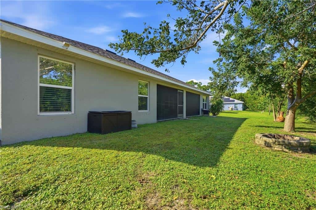 4025 10th Pl, Cape Coral, photo 39