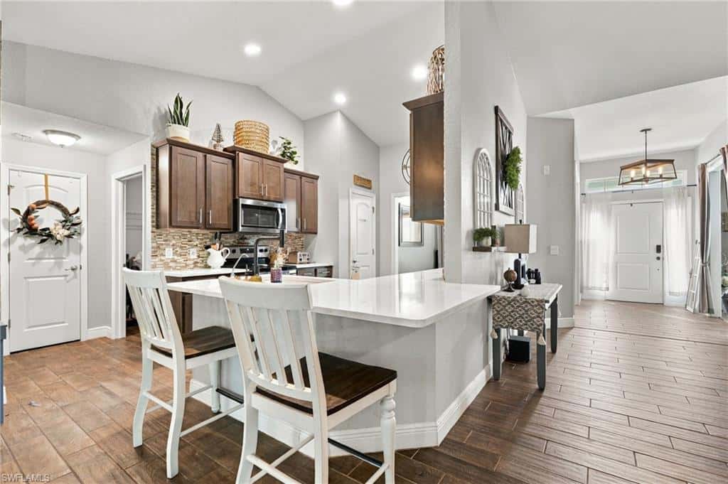 4025 10th Pl, Cape Coral, photo 8