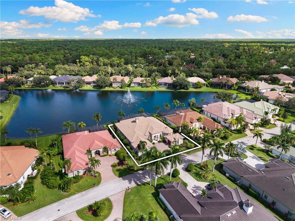 451 Terracina Way, Naples, photo 48