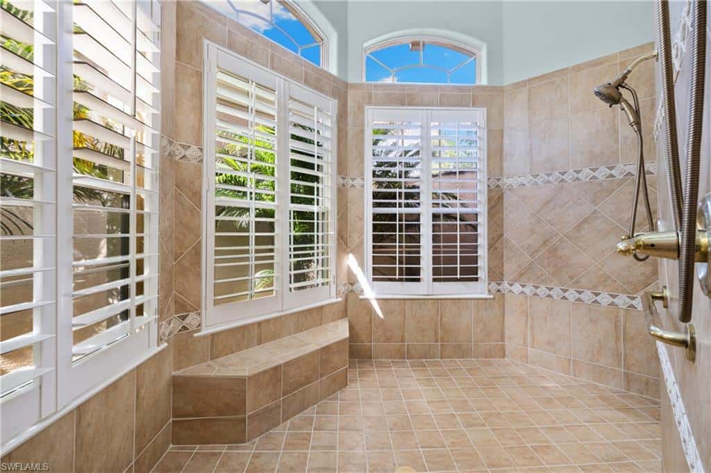 451 Terracina Way, Naples, photo 31