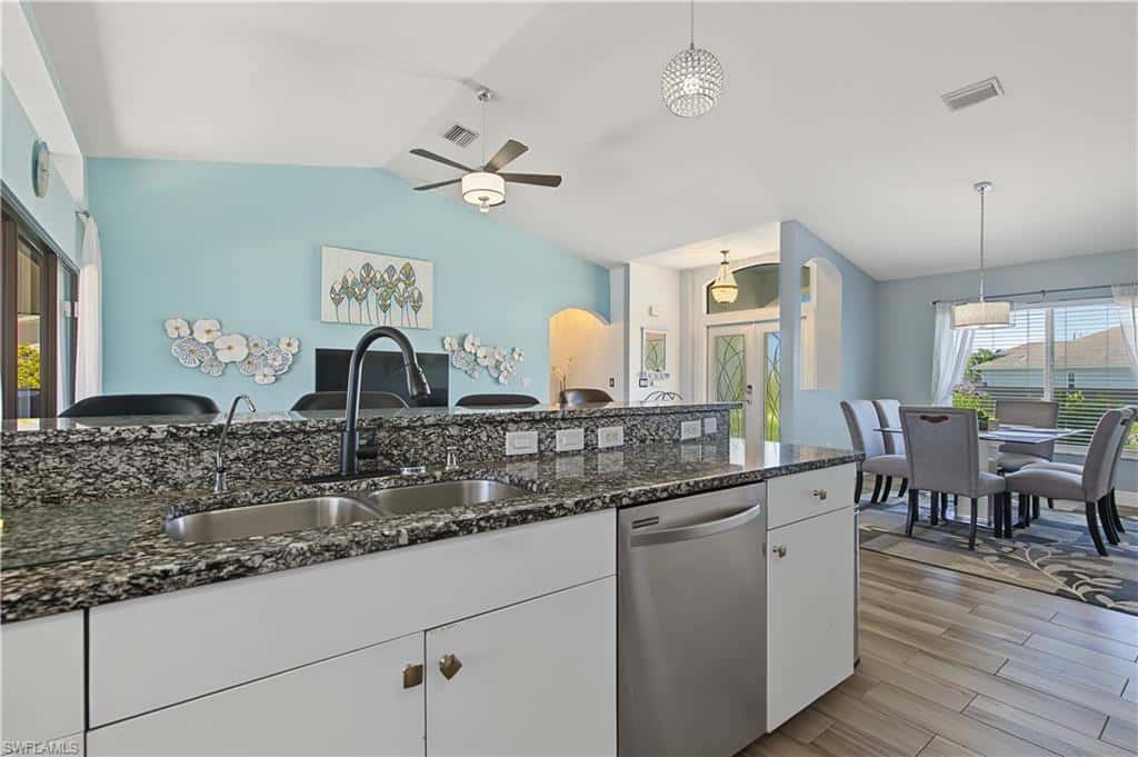 8 8th Pl, Cape Coral, photo 14
