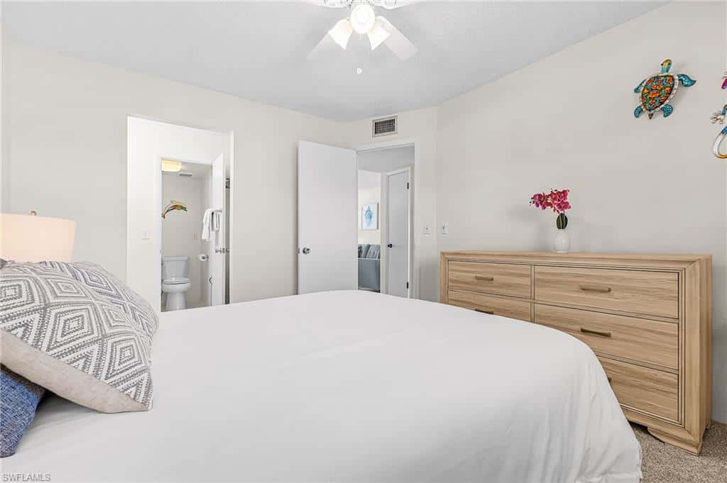 1250 Tennisplace Ct #b32, Sanibel, photo 7