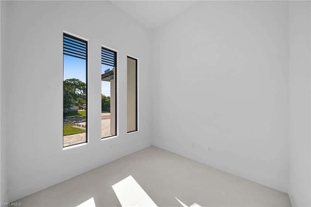 3421 7th Ln, Cape Coral, photo 18
