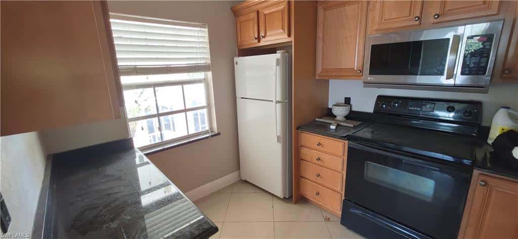 1704 Kings Lake Blvd #206, Naples, photo 5