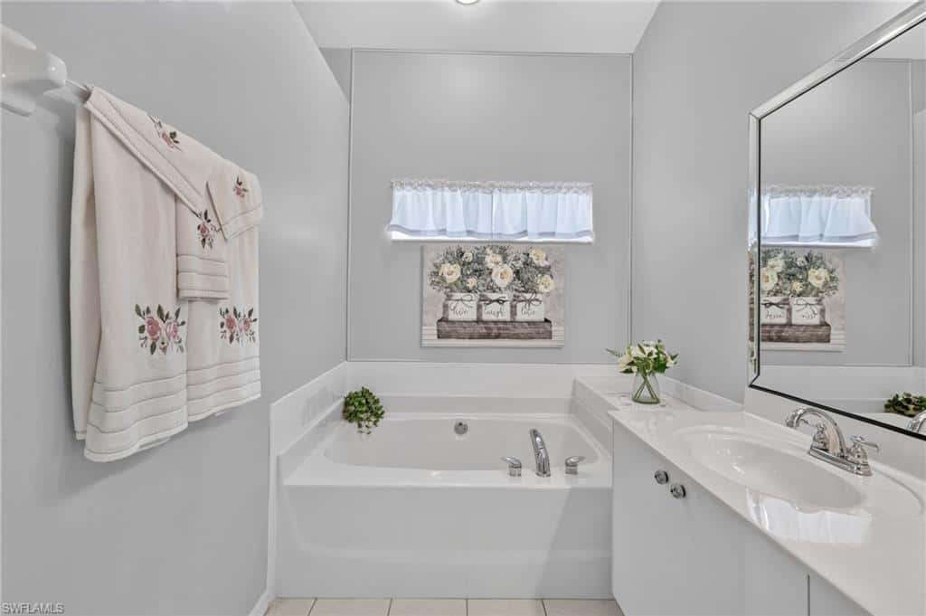 14135 Plum Island Dr, Fort Myers, photo 25