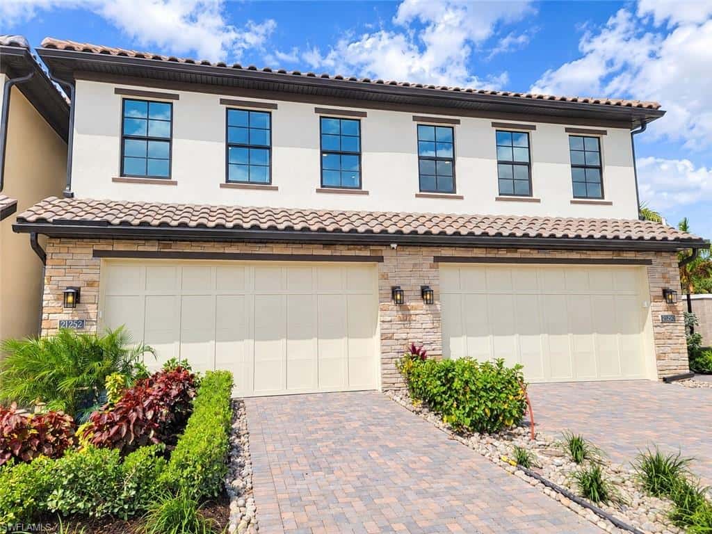 21250 Estiva Villa Cir, Estero, photo 21