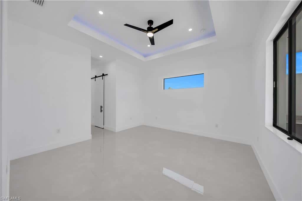 2000 31st Ter, Cape Coral, photo 17