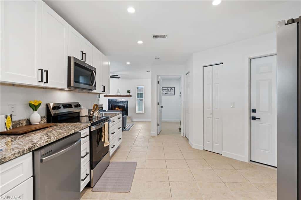 6060 Macbeth Ln, Fort Myers, photo 10