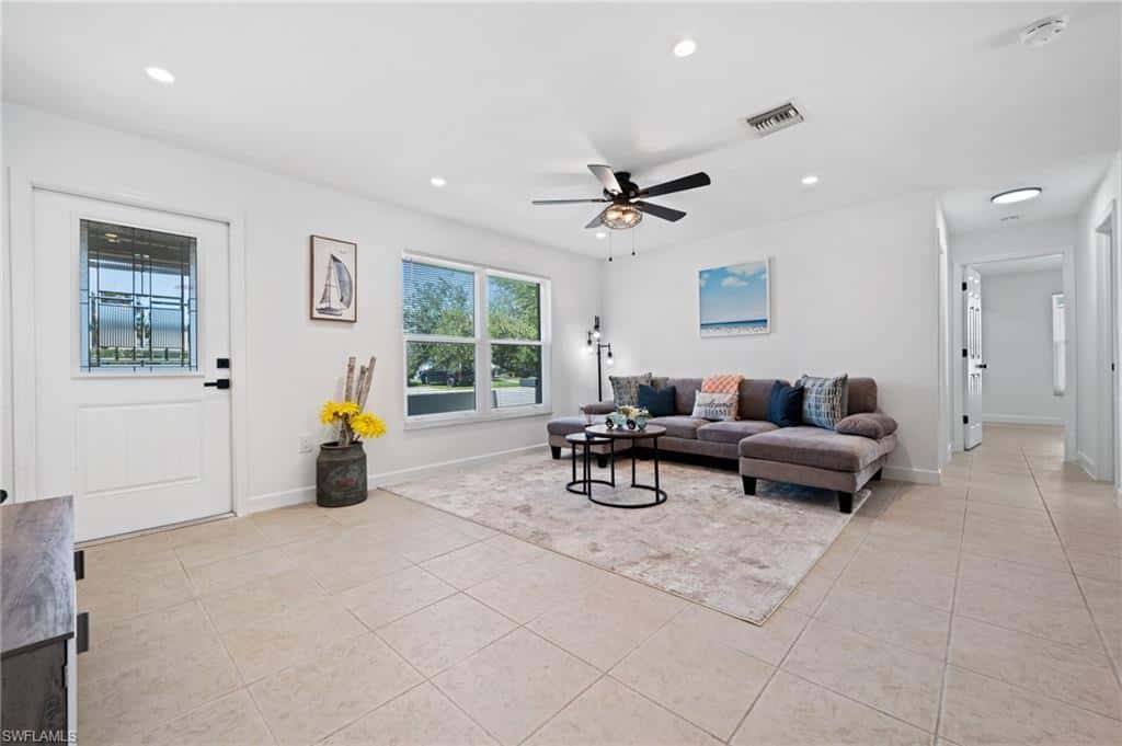 6060 Macbeth Ln, Fort Myers, photo 4