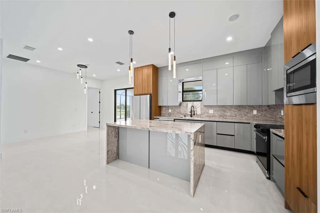 300 18th St, Cape Coral, photo 16