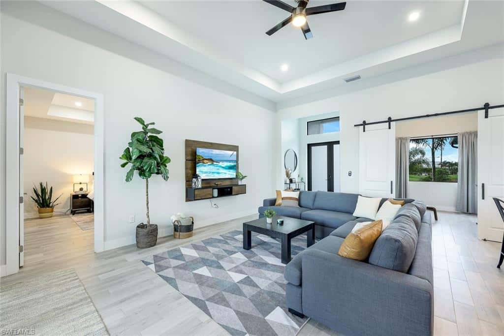 1510 4th St, Cape Coral, photo 4