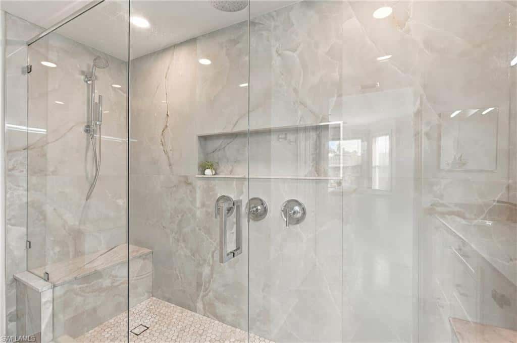 4650 Yacht Harbor Dr #124, Naples, photo 10