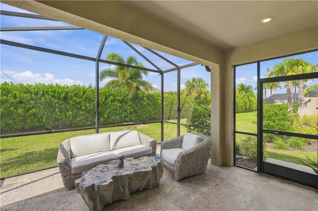 15521 Vittorio St, Naples, photo 26