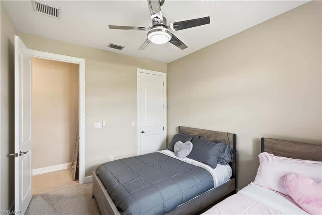15521 Vittorio St, Naples, photo 22