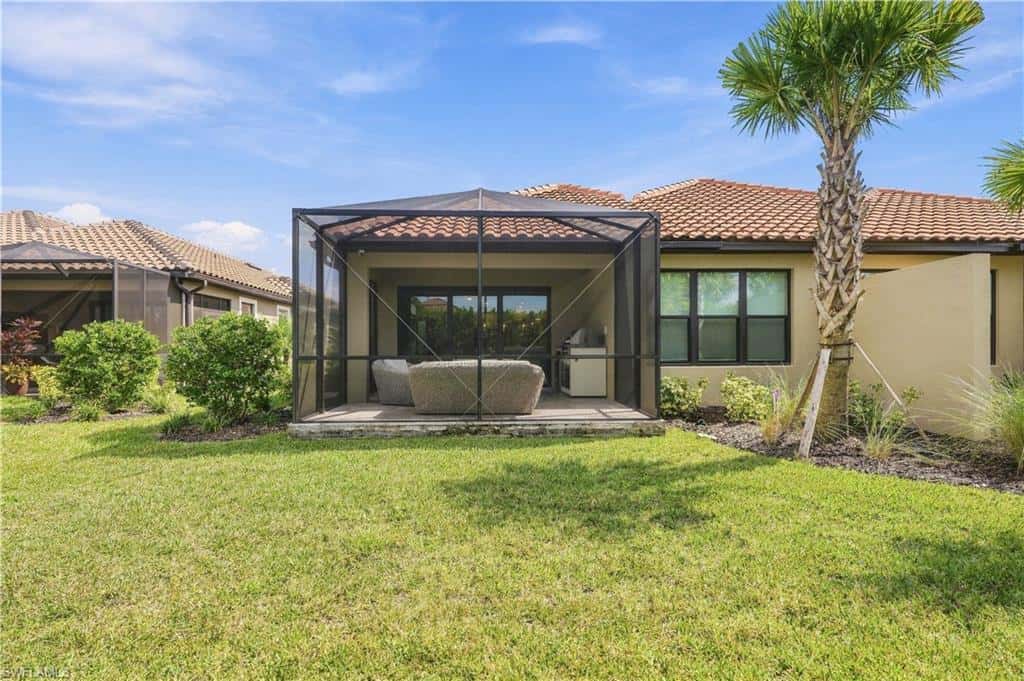 15521 Vittorio St, Naples, photo 28