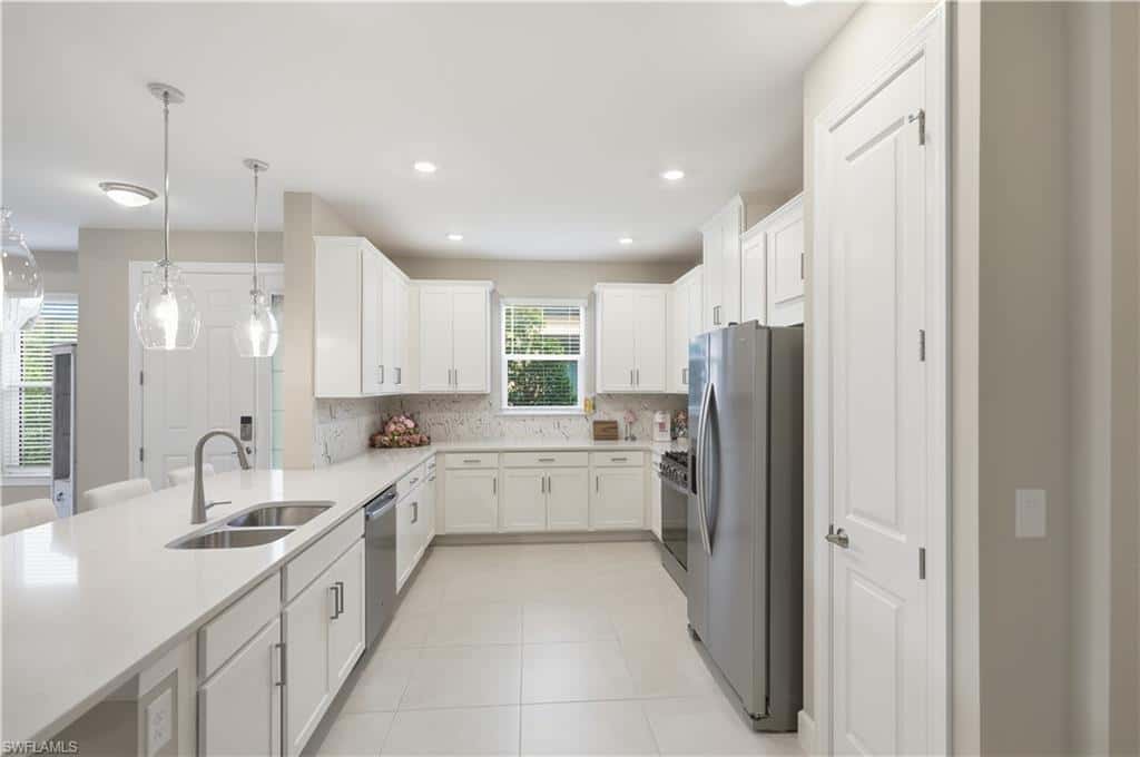 15521 Vittorio St, Naples, photo 15