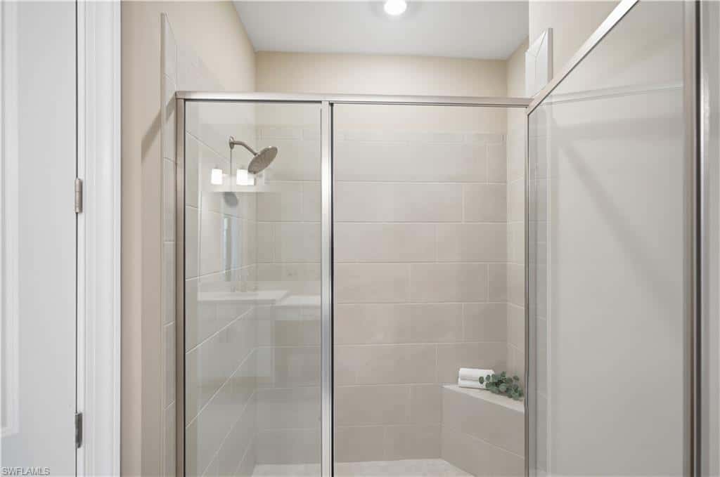 15521 Vittorio St, Naples, photo 8