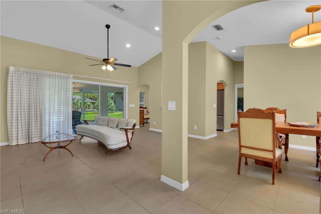 2021 Golden Gate Blvd, Naples, photo 5