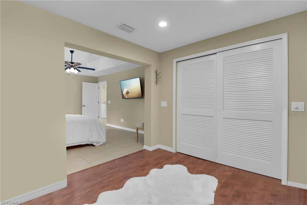 2021 Golden Gate Blvd, Naples, photo 20