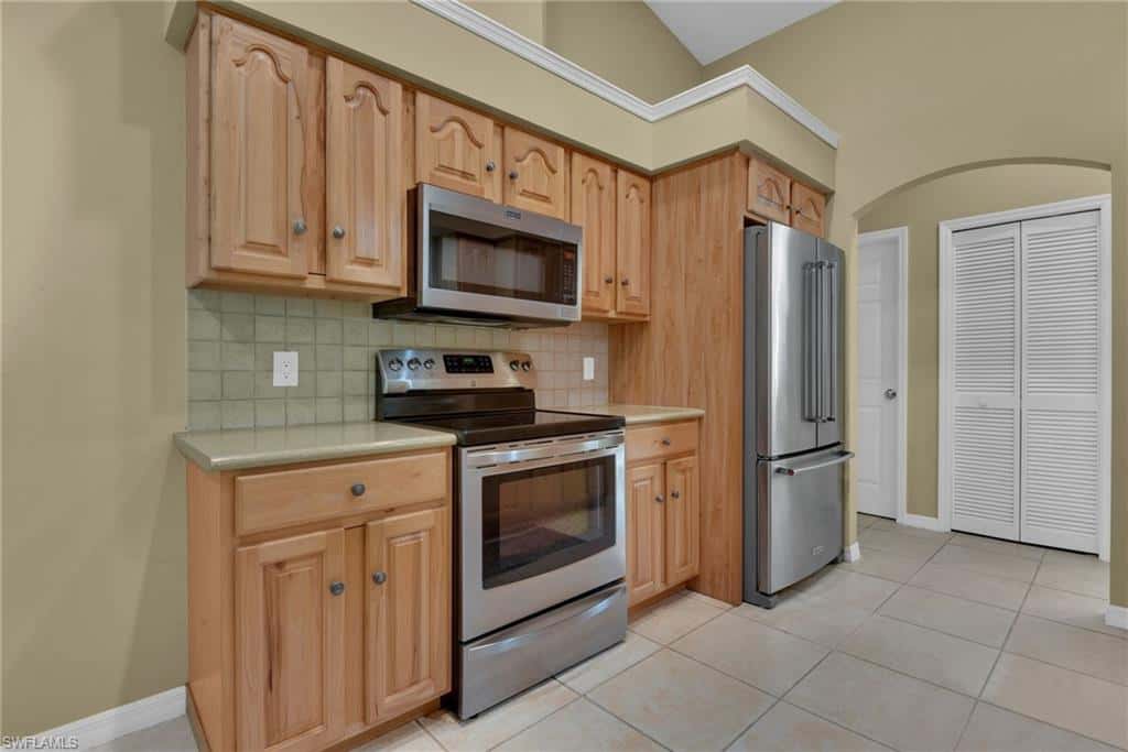 2021 Golden Gate Blvd, Naples, photo 10