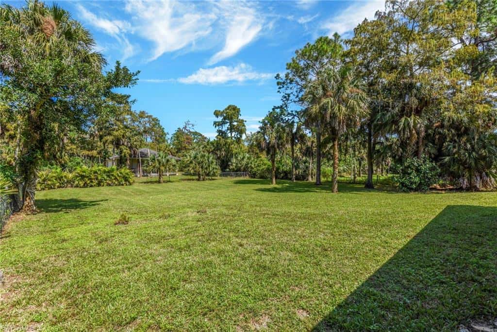 2021 Golden Gate Blvd, Naples, photo 33