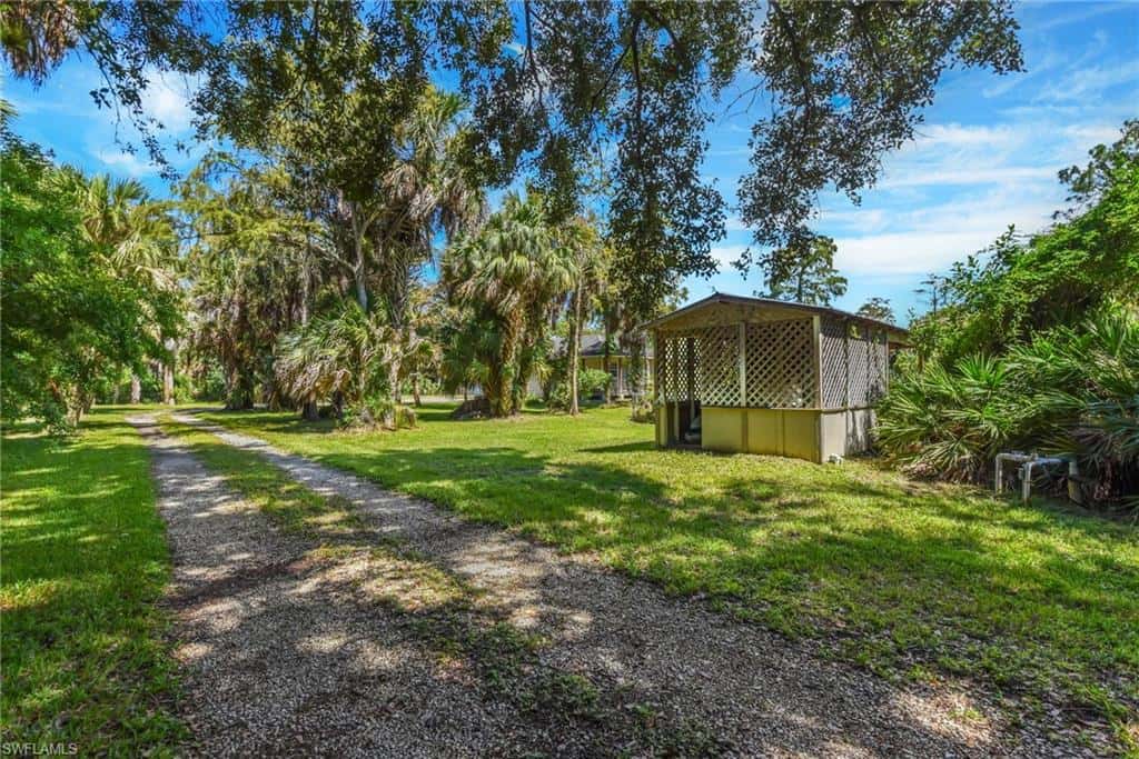 2021 Golden Gate Blvd, Naples, photo 37