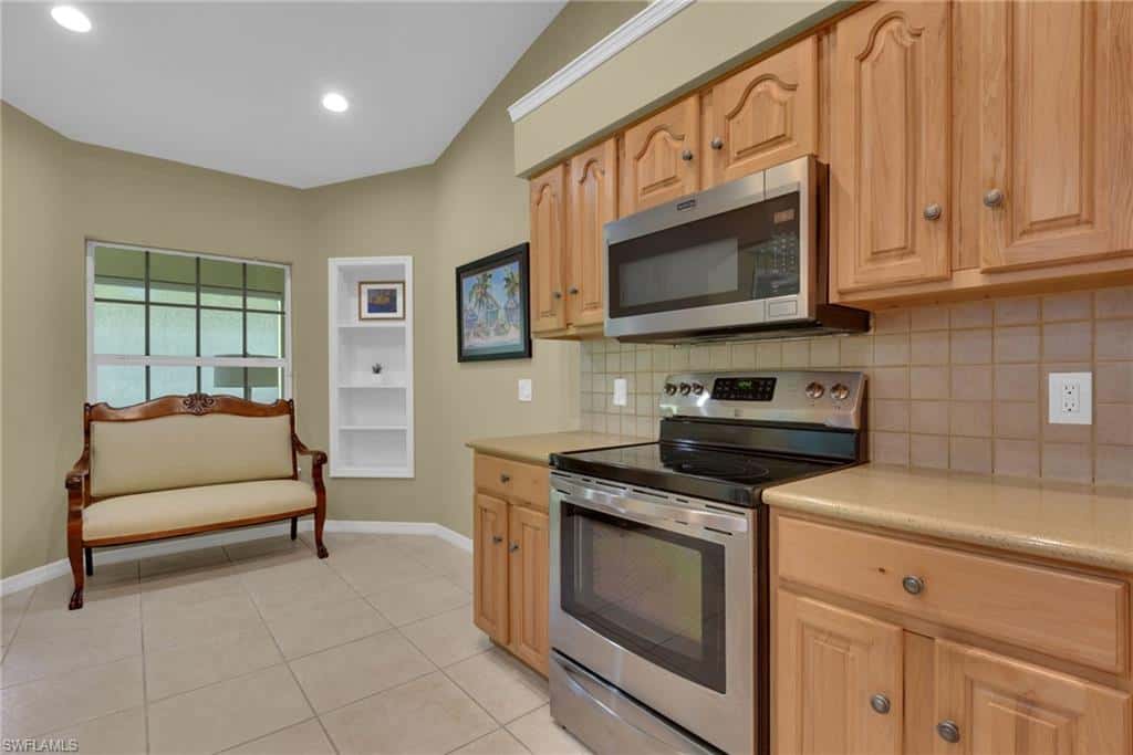 2021 Golden Gate Blvd, Naples, photo 11