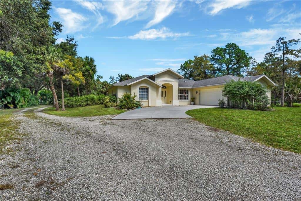 2021 Golden Gate Blvd, Naples, photo 4