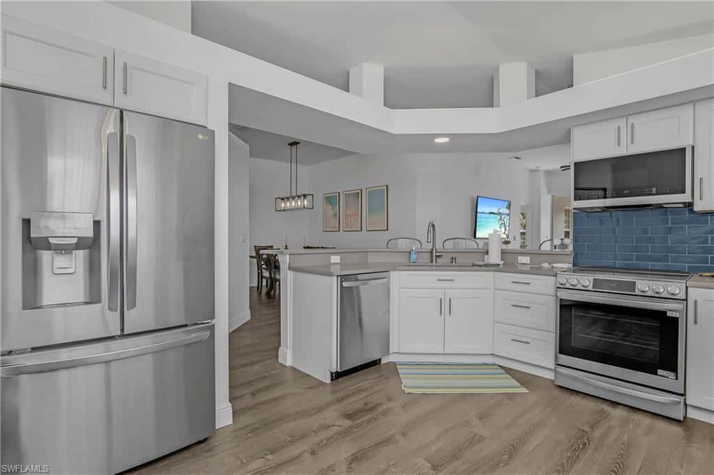 6910 Satinleaf Rd #204, Naples, photo 11