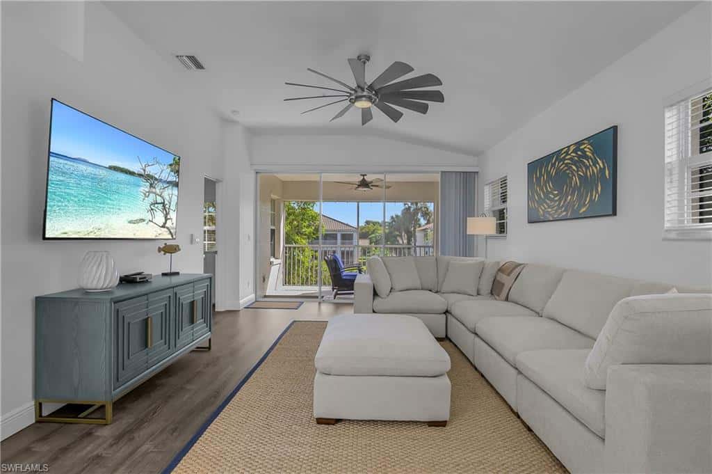 6910 Satinleaf Rd #204, Naples, photo 4