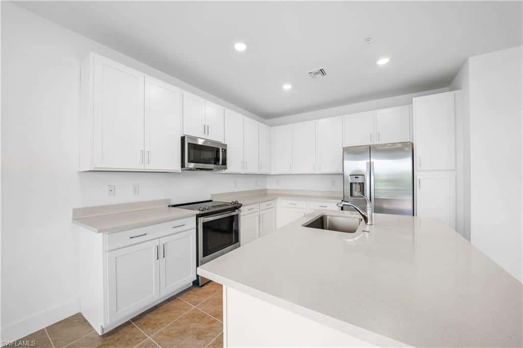 26370 Coco Cay Cir, Bonita Springs, photo 8